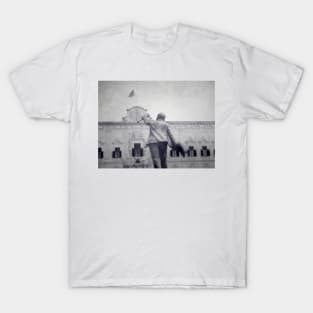 Manwel Dimech Statue T-Shirt